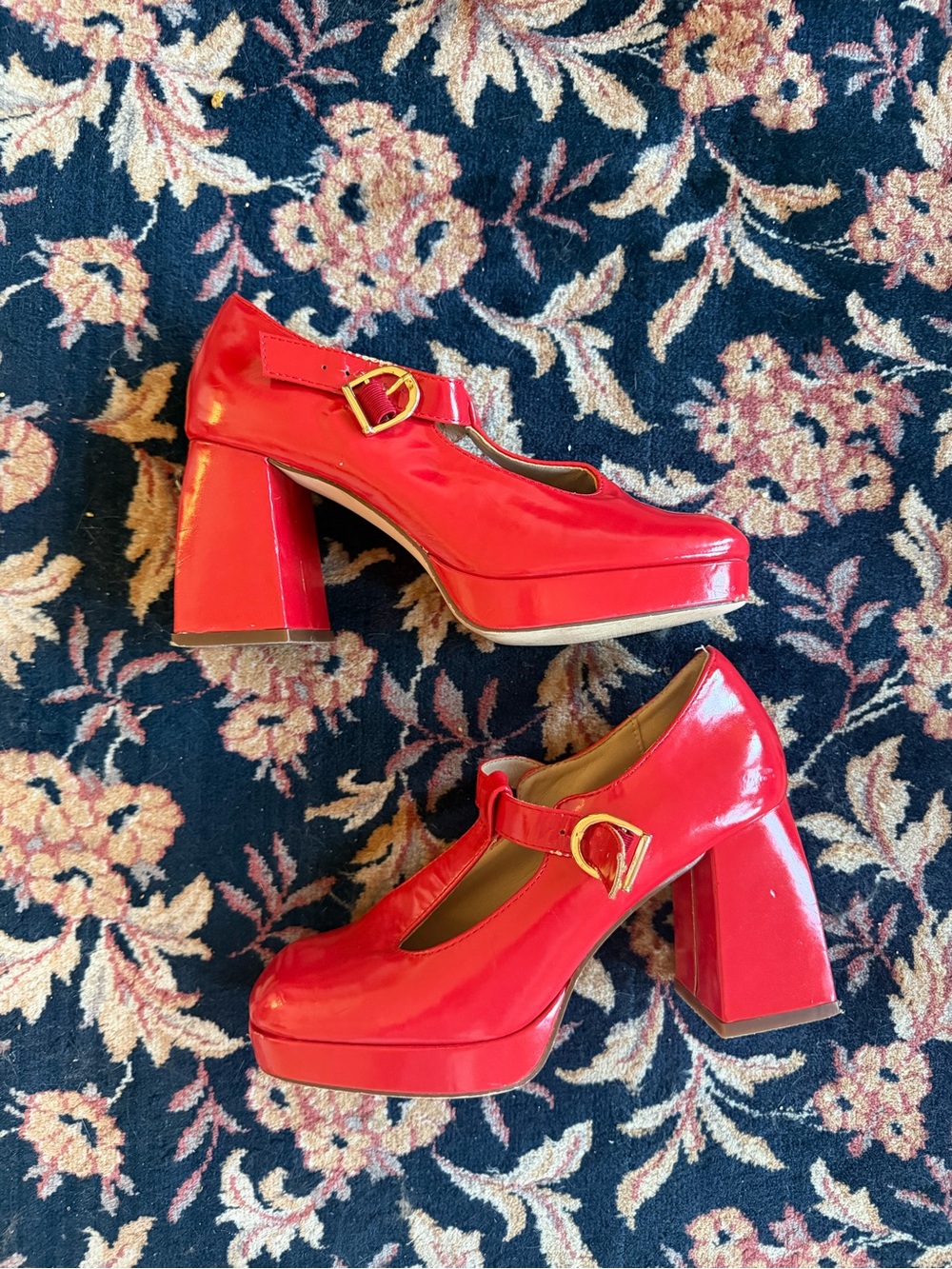 Red Patent Platform Mary Jane Heels- size 9